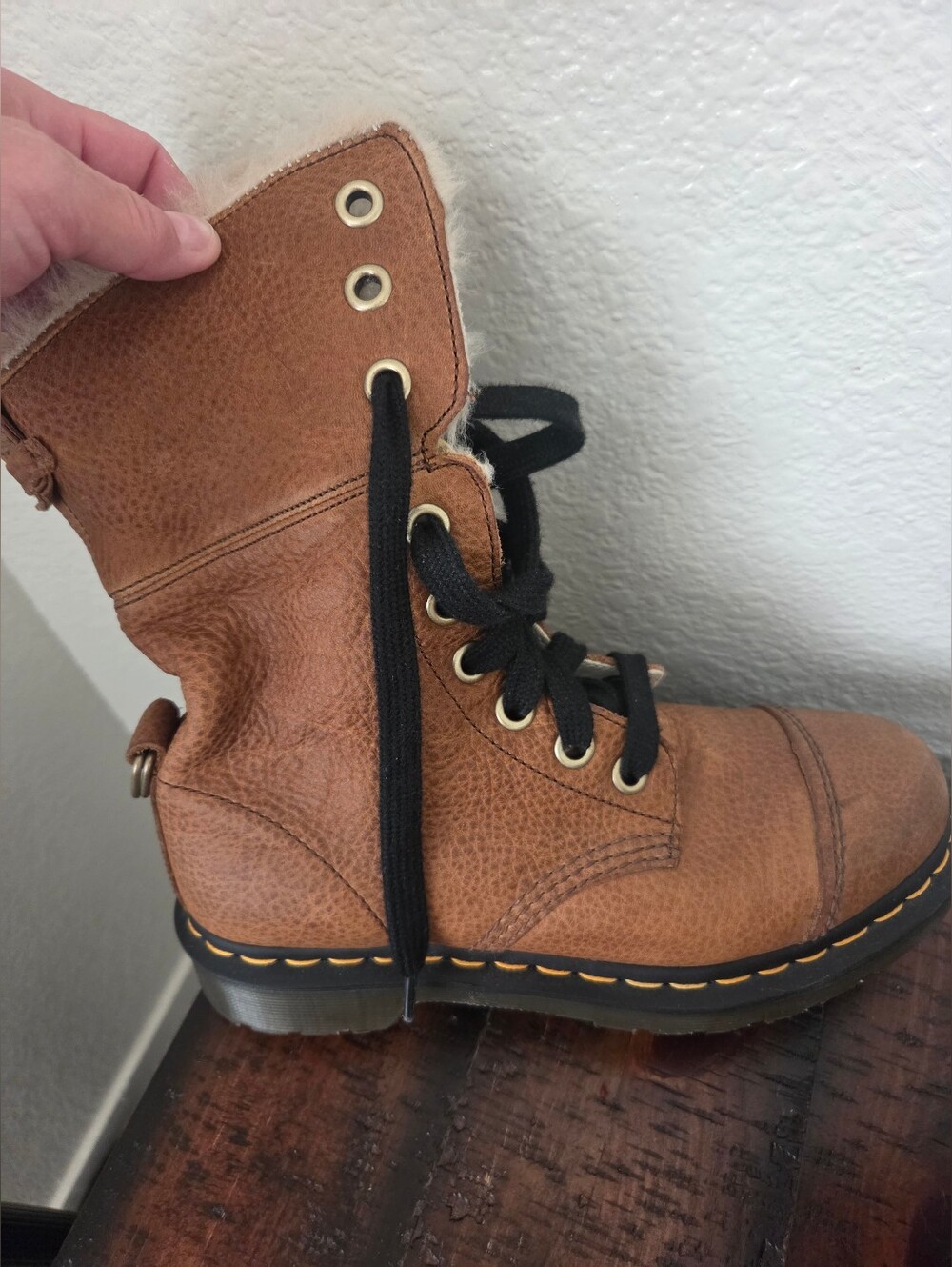 Dr Martens AIMILITA BOOTS like New US 8
